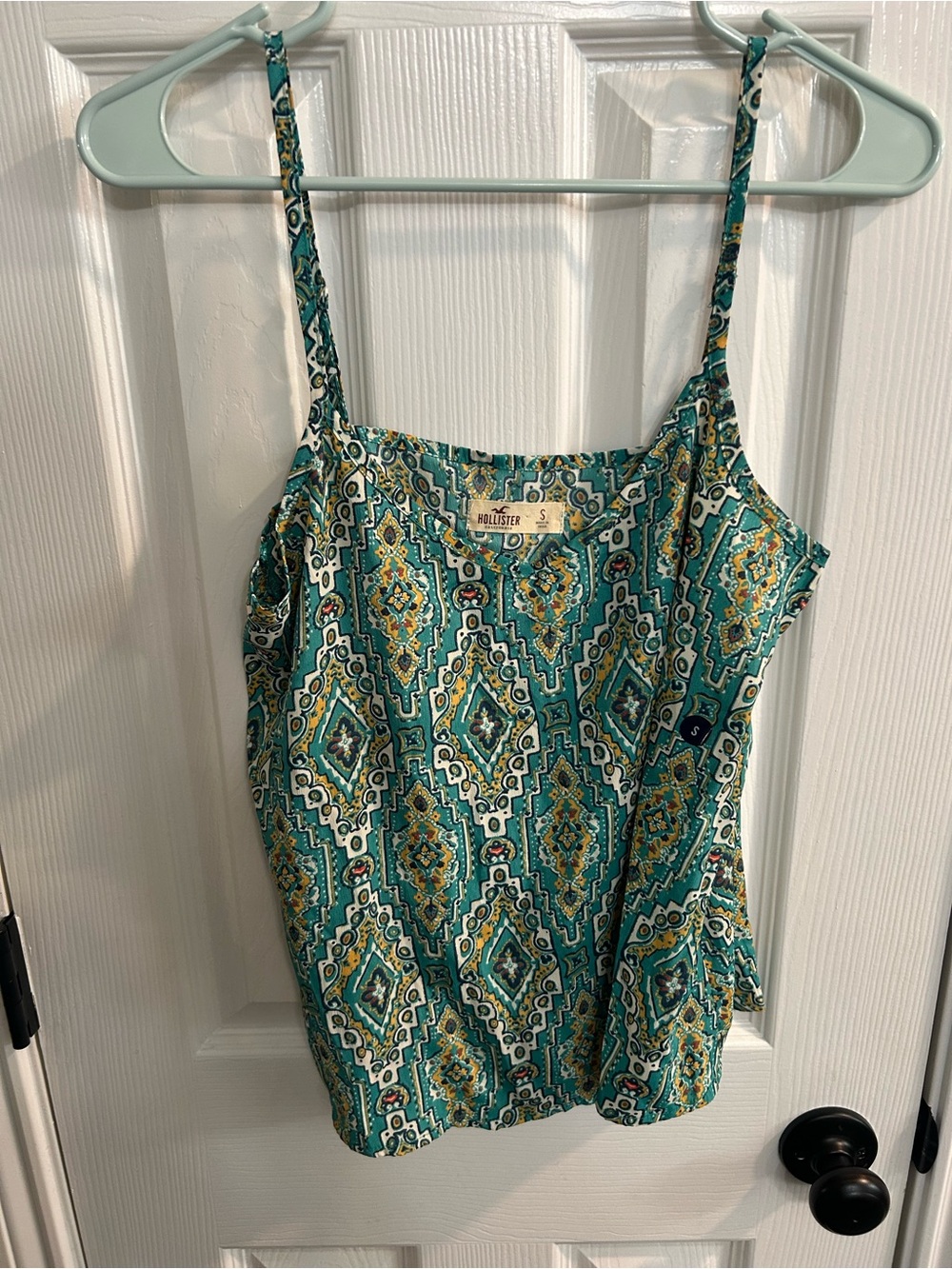 Hollister Tank Top Blouse Size Small Adjustable Straps Loose Fit Boho Look